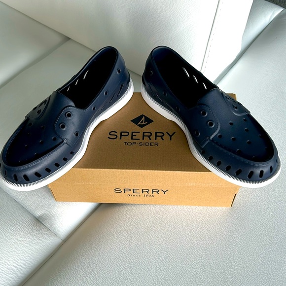 Sperry Shoes - NWT, Sperry Top slider navy deck shoes:  AO Float, size 9